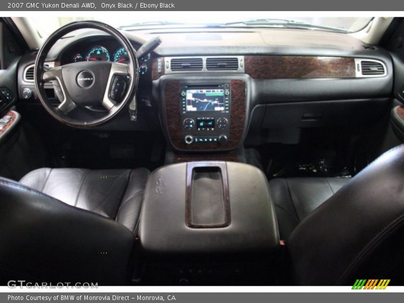 Onyx Black / Ebony Black 2007 GMC Yukon Denali AWD