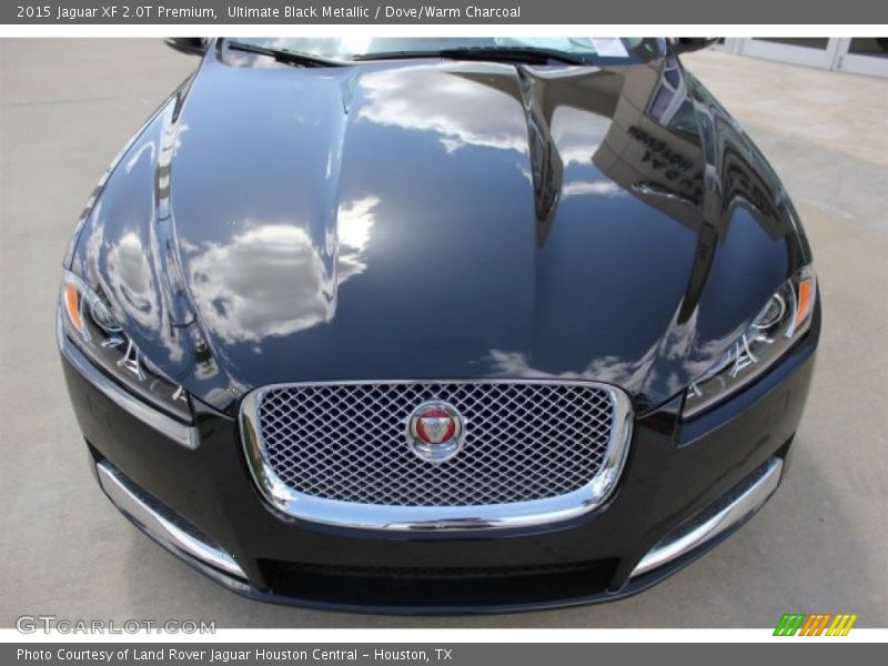 Ultimate Black Metallic / Dove/Warm Charcoal 2015 Jaguar XF 2.0T Premium