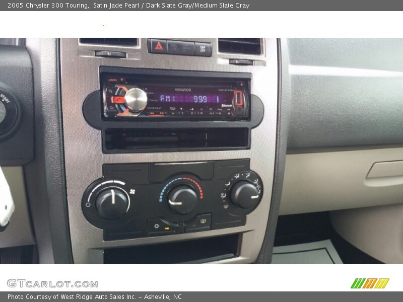Satin Jade Pearl / Dark Slate Gray/Medium Slate Gray 2005 Chrysler 300 Touring