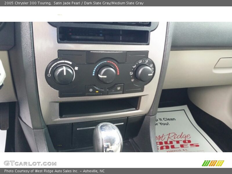 Satin Jade Pearl / Dark Slate Gray/Medium Slate Gray 2005 Chrysler 300 Touring