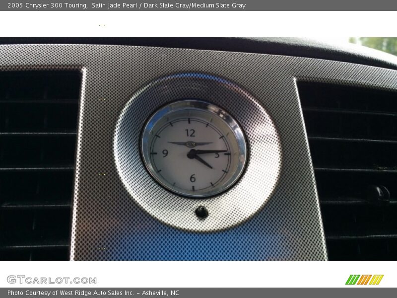 Satin Jade Pearl / Dark Slate Gray/Medium Slate Gray 2005 Chrysler 300 Touring