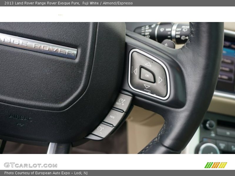 Fuji White / Almond/Espresso 2013 Land Rover Range Rover Evoque Pure