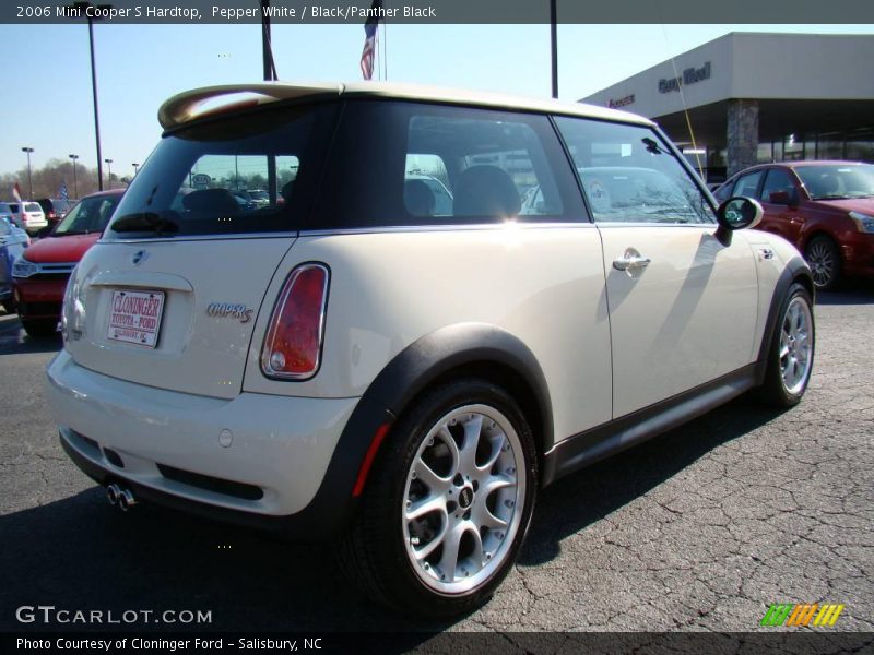 Pepper White / Black/Panther Black 2006 Mini Cooper S Hardtop