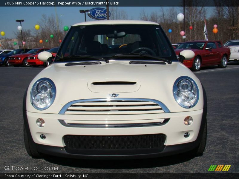 Pepper White / Black/Panther Black 2006 Mini Cooper S Hardtop