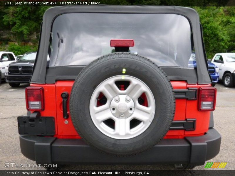 Firecracker Red / Black 2015 Jeep Wrangler Sport 4x4