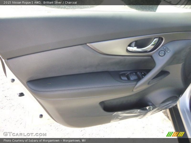 Brilliant Silver / Charcoal 2015 Nissan Rogue S AWD