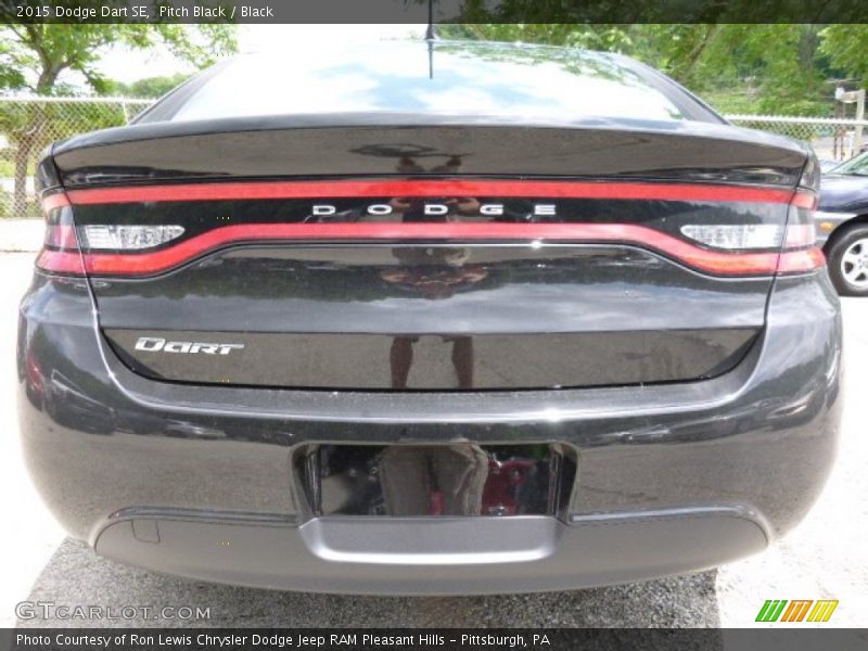 Pitch Black / Black 2015 Dodge Dart SE