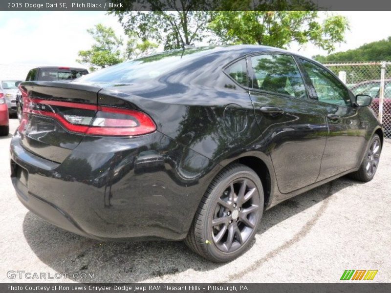 Pitch Black / Black 2015 Dodge Dart SE