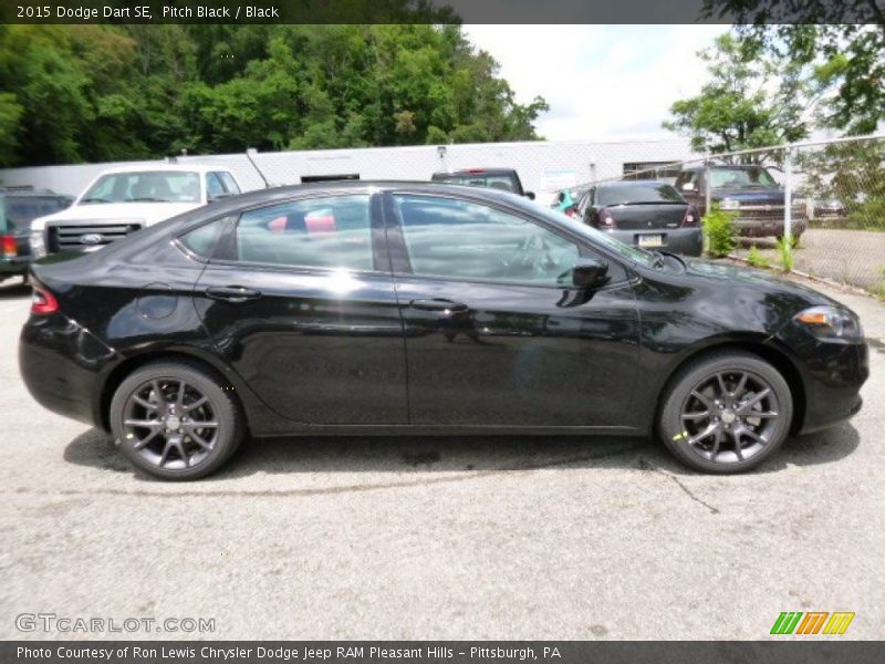 Pitch Black / Black 2015 Dodge Dart SE