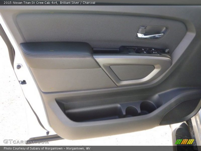 Brilliant Silver / Charcoal 2015 Nissan Titan SV Crew Cab 4x4