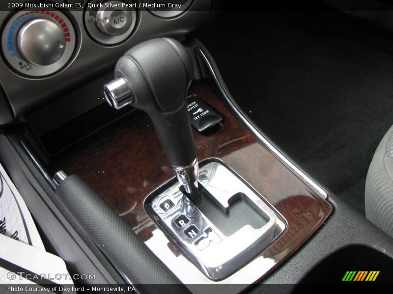 Quick Silver Pearl / Medium Gray 2009 Mitsubishi Galant ES