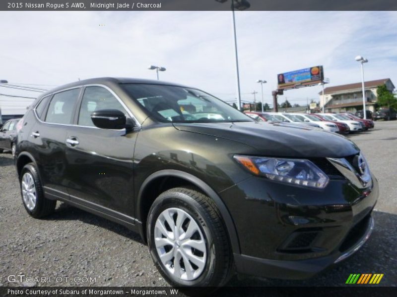 Front 3/4 View of 2015 Rogue S AWD