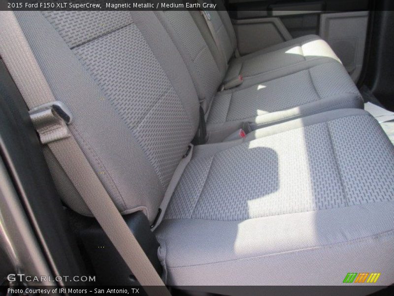 Magnetic Metallic / Medium Earth Gray 2015 Ford F150 XLT SuperCrew