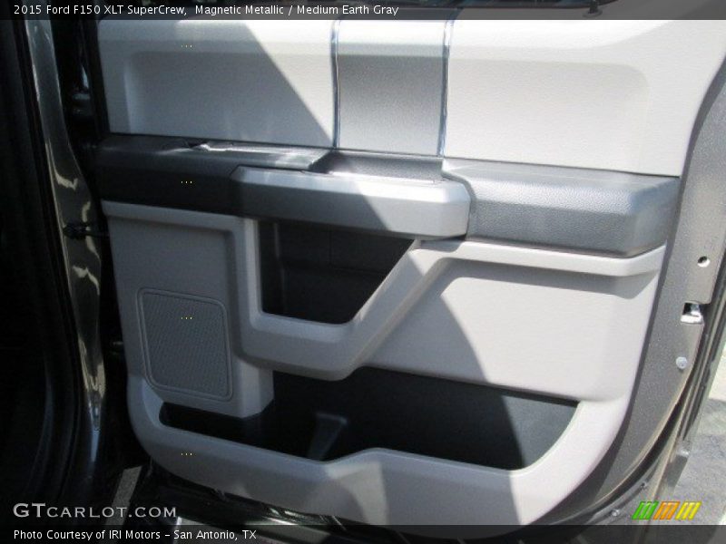 Magnetic Metallic / Medium Earth Gray 2015 Ford F150 XLT SuperCrew