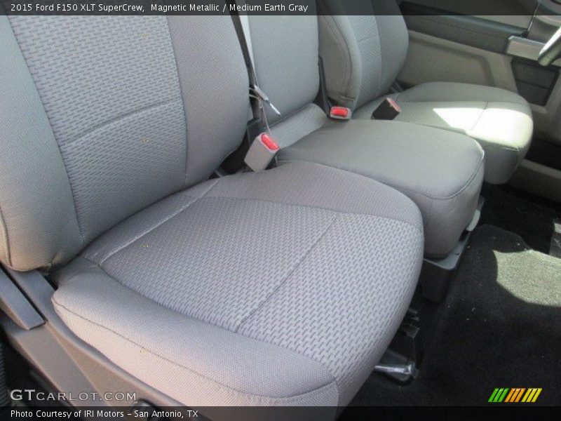 Magnetic Metallic / Medium Earth Gray 2015 Ford F150 XLT SuperCrew