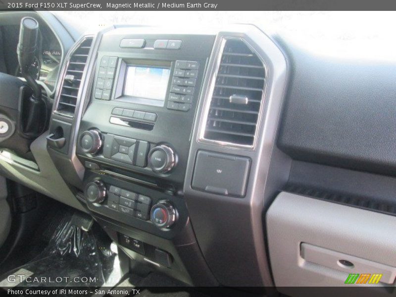 Magnetic Metallic / Medium Earth Gray 2015 Ford F150 XLT SuperCrew