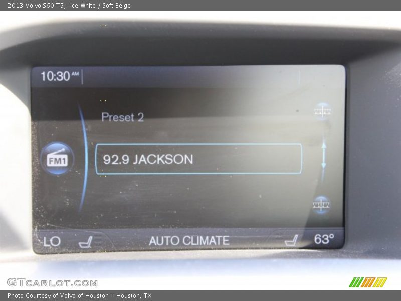 Ice White / Soft Beige 2013 Volvo S60 T5