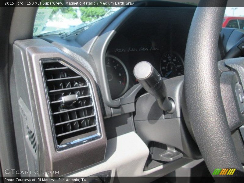 Magnetic Metallic / Medium Earth Gray 2015 Ford F150 XLT SuperCrew