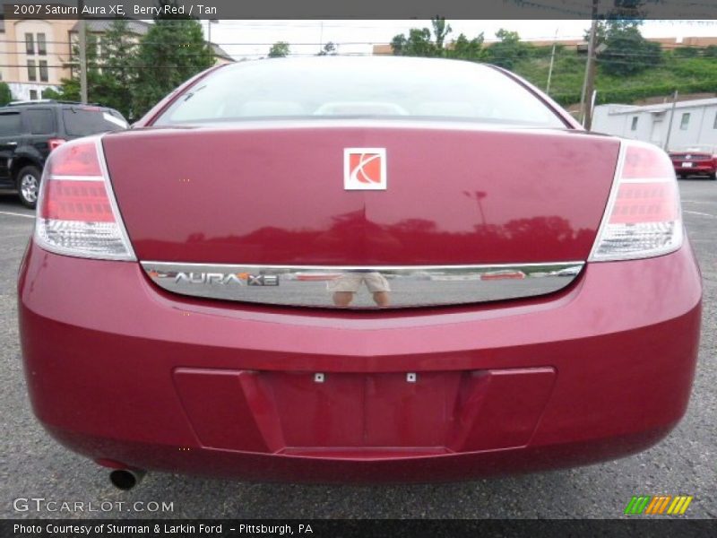 Berry Red / Tan 2007 Saturn Aura XE