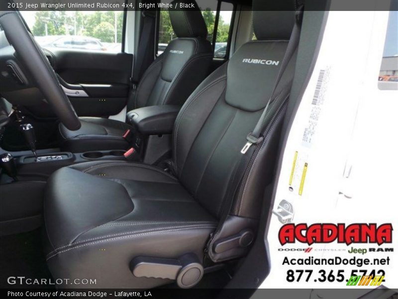 Bright White / Black 2015 Jeep Wrangler Unlimited Rubicon 4x4