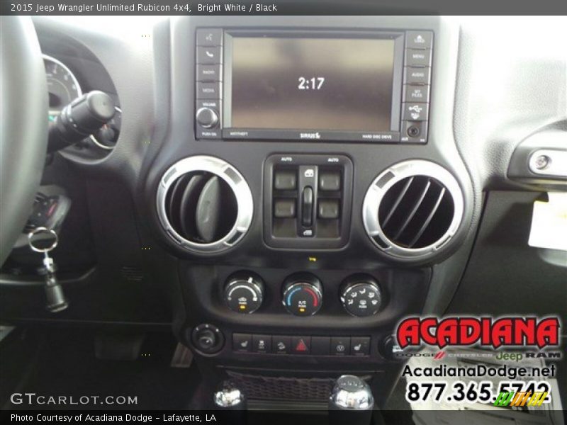 Bright White / Black 2015 Jeep Wrangler Unlimited Rubicon 4x4