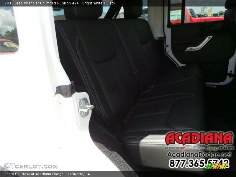 Bright White / Black 2015 Jeep Wrangler Unlimited Rubicon 4x4