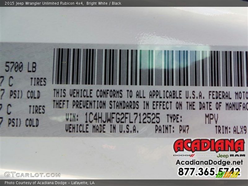 Bright White / Black 2015 Jeep Wrangler Unlimited Rubicon 4x4