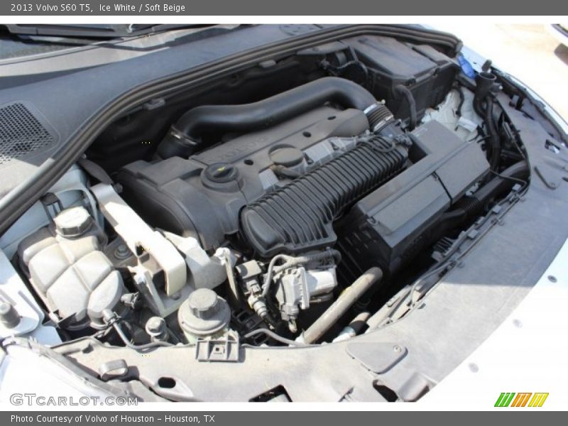 Ice White / Soft Beige 2013 Volvo S60 T5