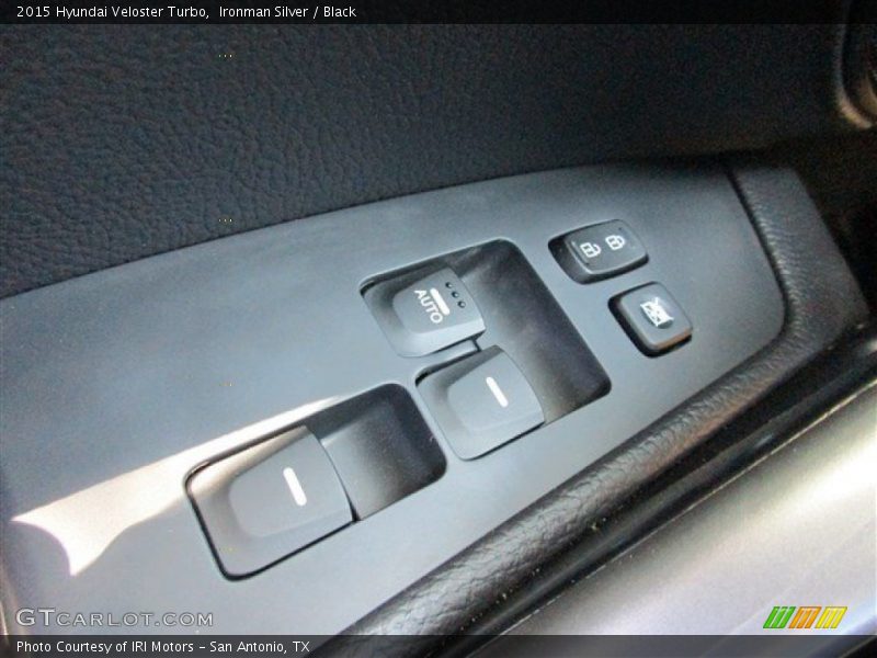 Ironman Silver / Black 2015 Hyundai Veloster Turbo