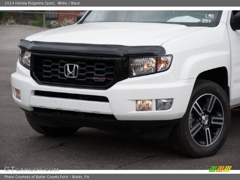 White / Black 2014 Honda Ridgeline Sport
