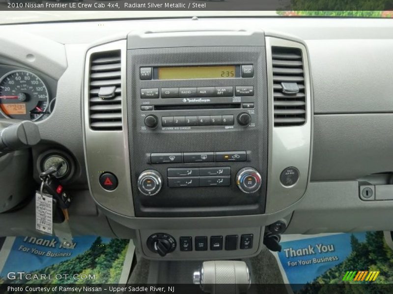 Radiant Silver Metallic / Steel 2010 Nissan Frontier LE Crew Cab 4x4