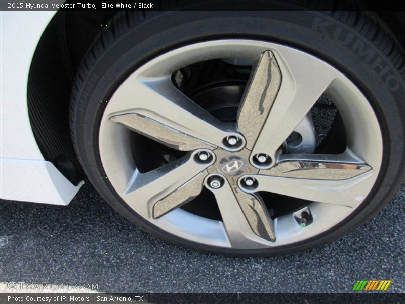 Elite White / Black 2015 Hyundai Veloster Turbo