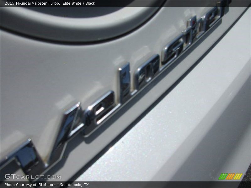 Elite White / Black 2015 Hyundai Veloster Turbo