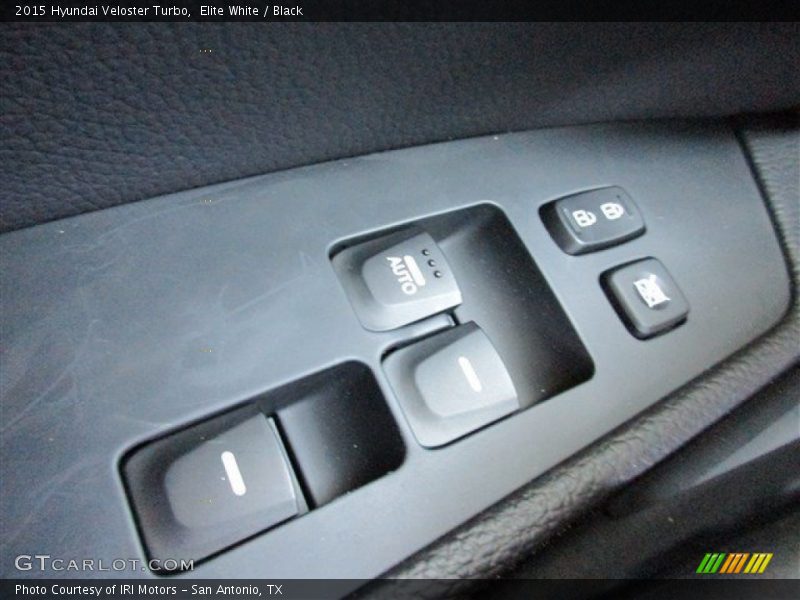 Elite White / Black 2015 Hyundai Veloster Turbo