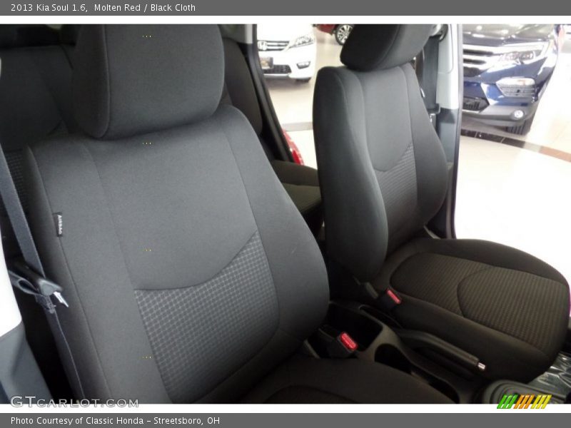 Molten Red / Black Cloth 2013 Kia Soul 1.6
