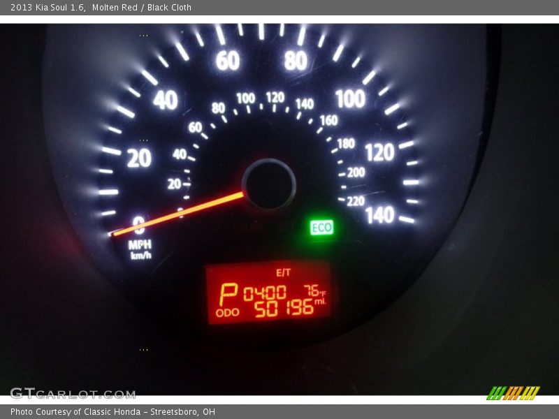 Molten Red / Black Cloth 2013 Kia Soul 1.6