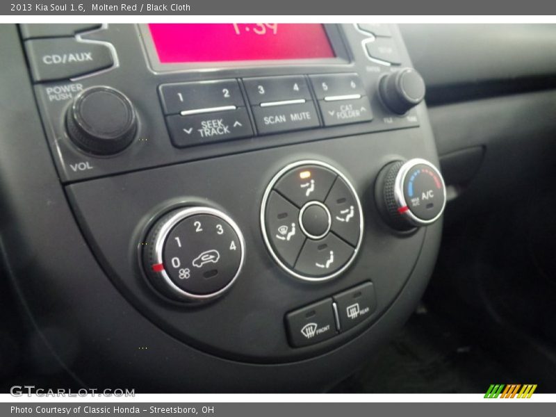Molten Red / Black Cloth 2013 Kia Soul 1.6