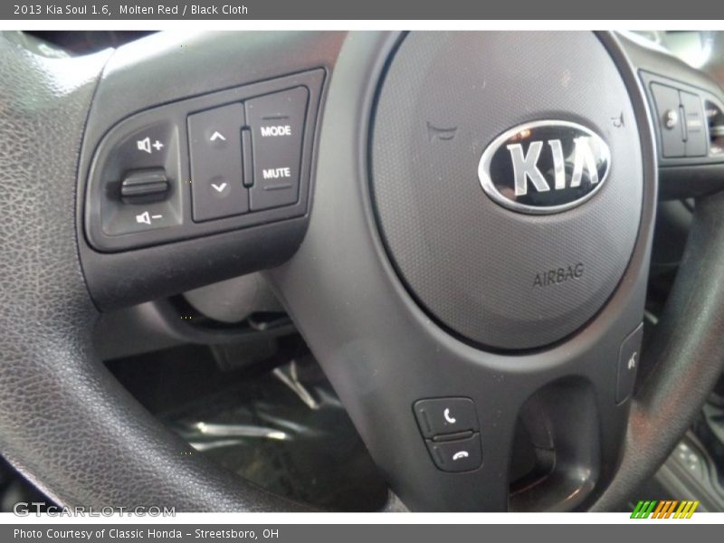 Molten Red / Black Cloth 2013 Kia Soul 1.6