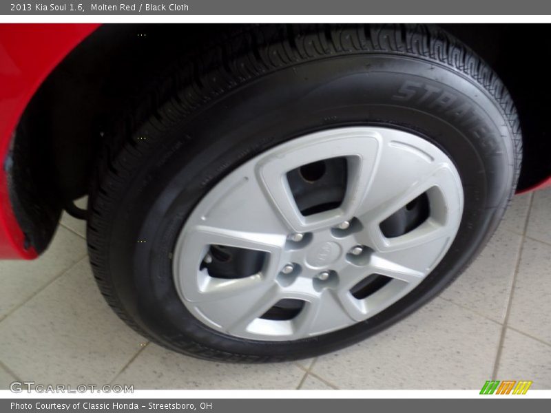 Molten Red / Black Cloth 2013 Kia Soul 1.6