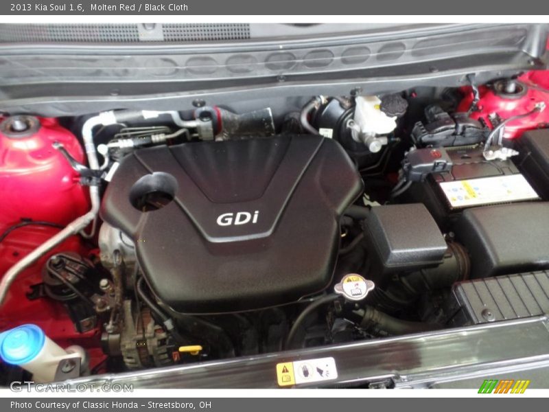 Molten Red / Black Cloth 2013 Kia Soul 1.6