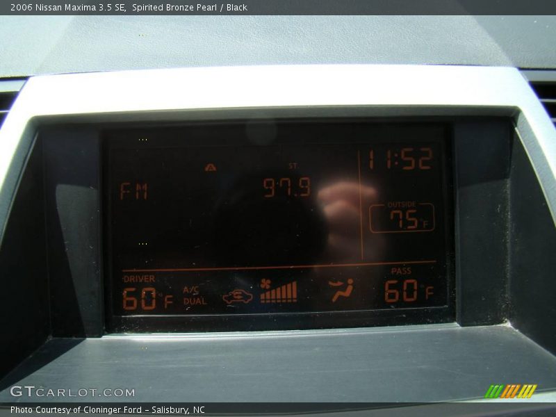 Spirited Bronze Pearl / Black 2006 Nissan Maxima 3.5 SE