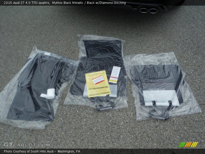 Mythos Black Metallic / Black w/Diamond Stitching 2016 Audi S7 4.0 TFSI quattro