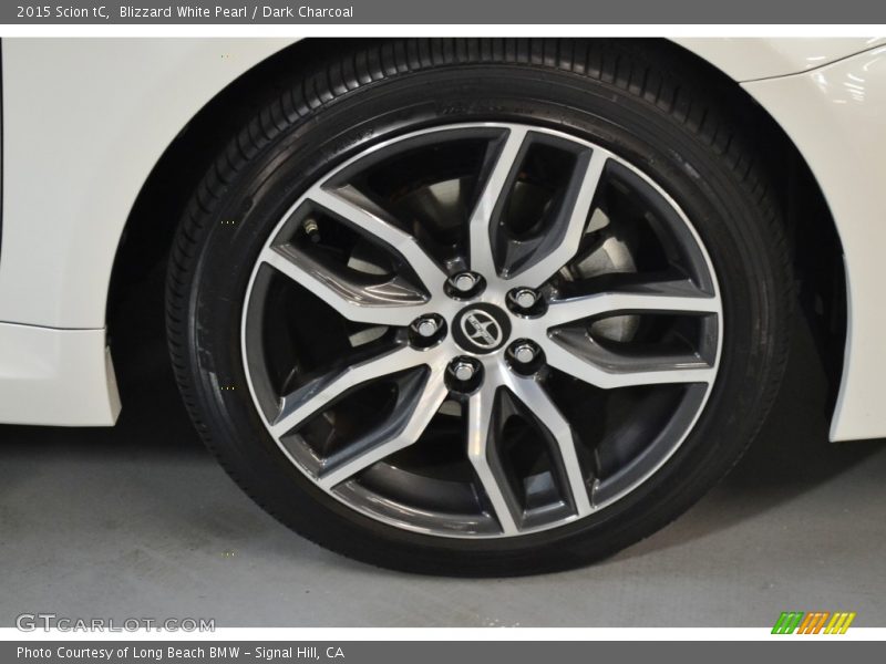 Blizzard White Pearl / Dark Charcoal 2015 Scion tC