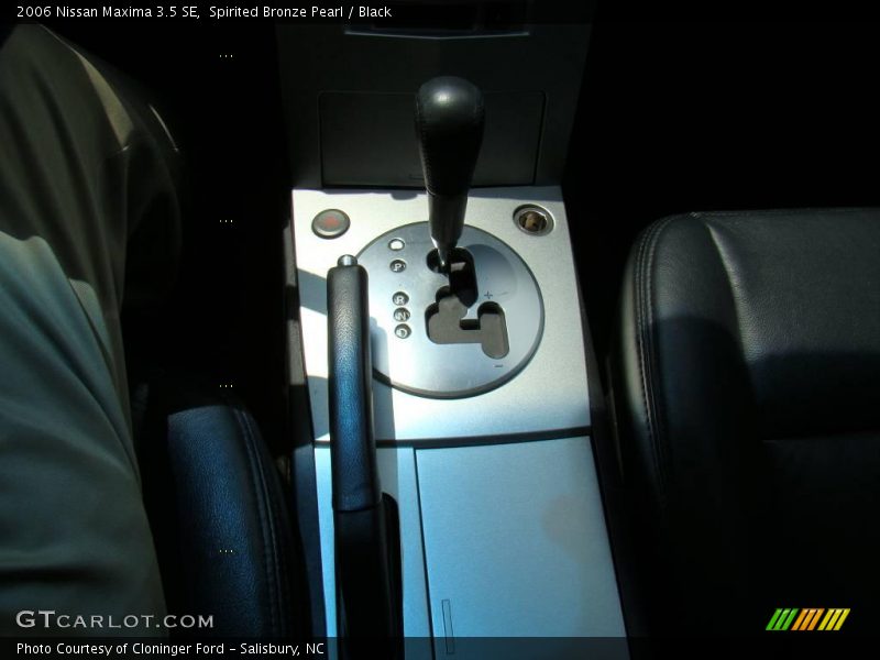 Spirited Bronze Pearl / Black 2006 Nissan Maxima 3.5 SE