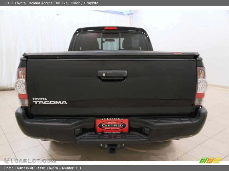 Black / Graphite 2014 Toyota Tacoma Access Cab 4x4