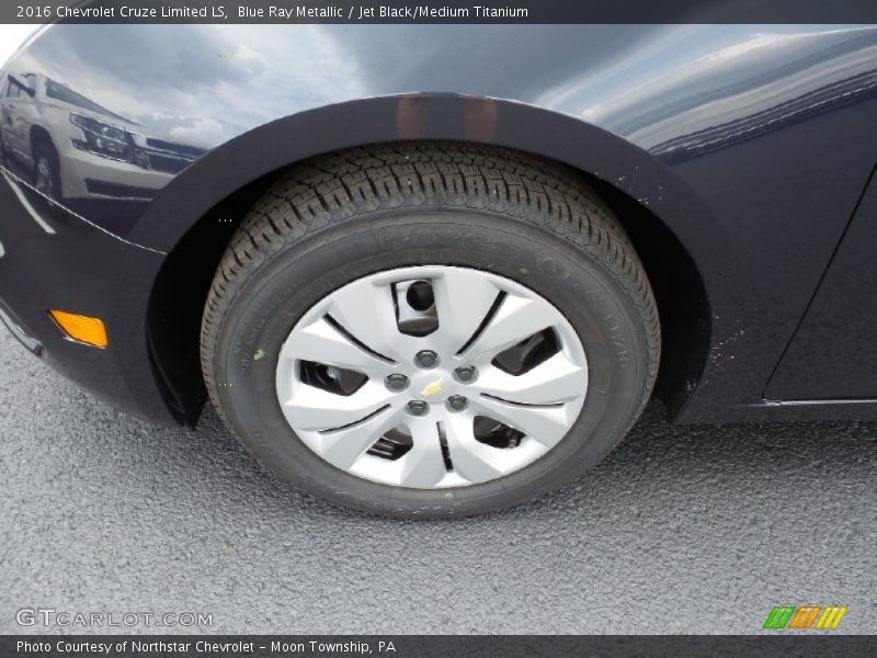 Blue Ray Metallic / Jet Black/Medium Titanium 2016 Chevrolet Cruze Limited LS