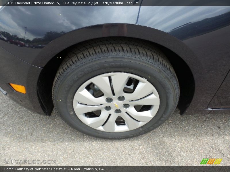 Blue Ray Metallic / Jet Black/Medium Titanium 2016 Chevrolet Cruze Limited LS