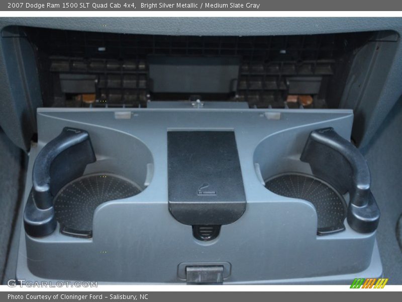 Bright Silver Metallic / Medium Slate Gray 2007 Dodge Ram 1500 SLT Quad Cab 4x4