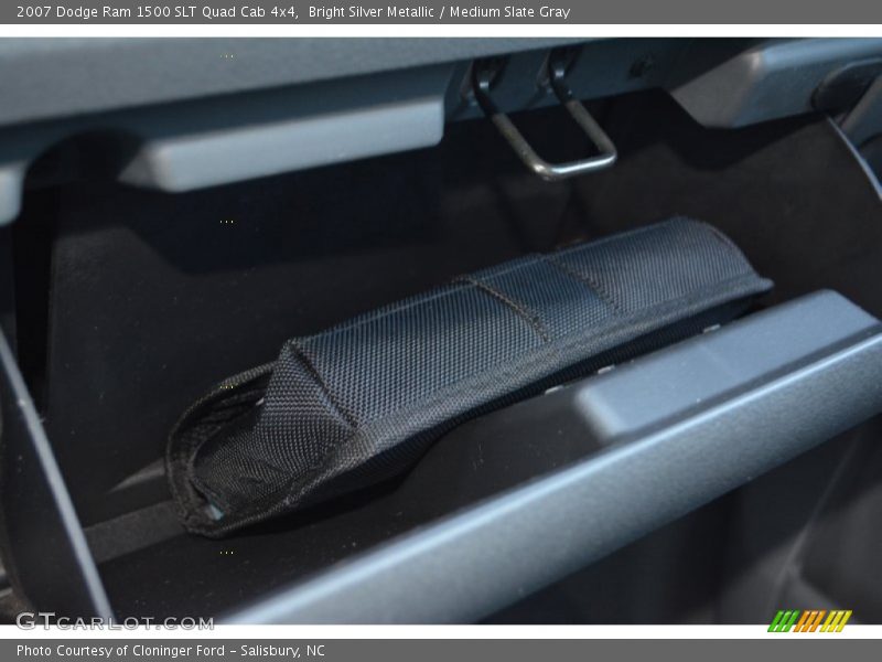 Bright Silver Metallic / Medium Slate Gray 2007 Dodge Ram 1500 SLT Quad Cab 4x4