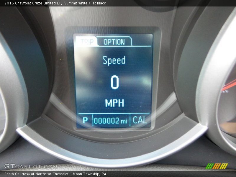 Summit White / Jet Black 2016 Chevrolet Cruze Limited LT